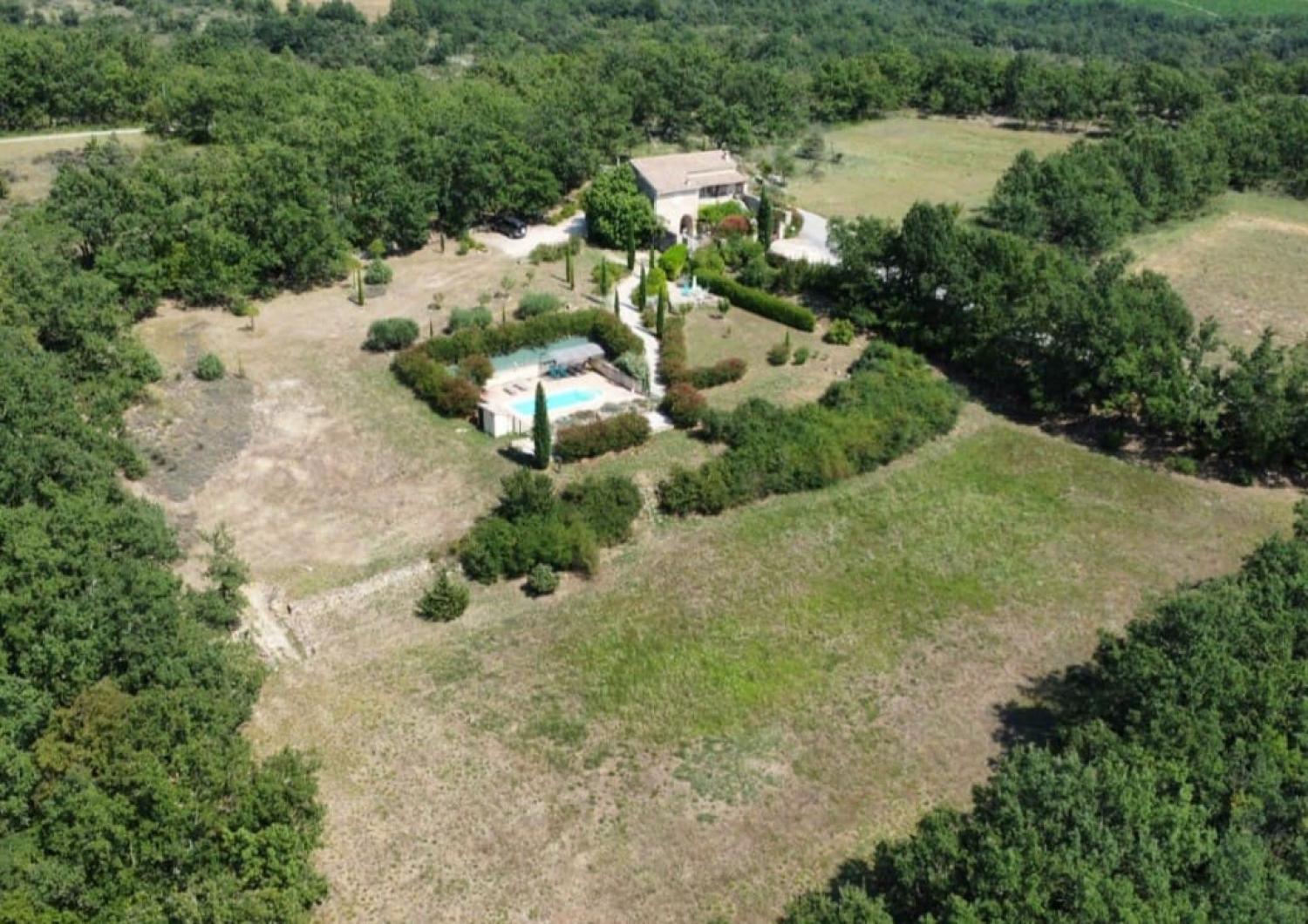  te koop vrijstaand huis Barjac Gard 1