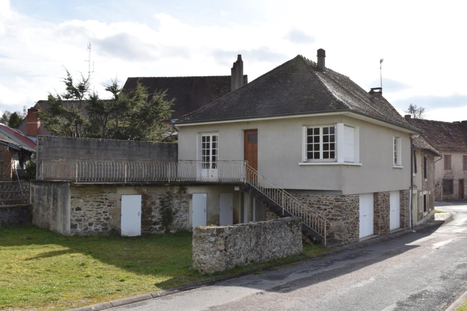 te koop dorpshuis Lubersac Corrèze 2