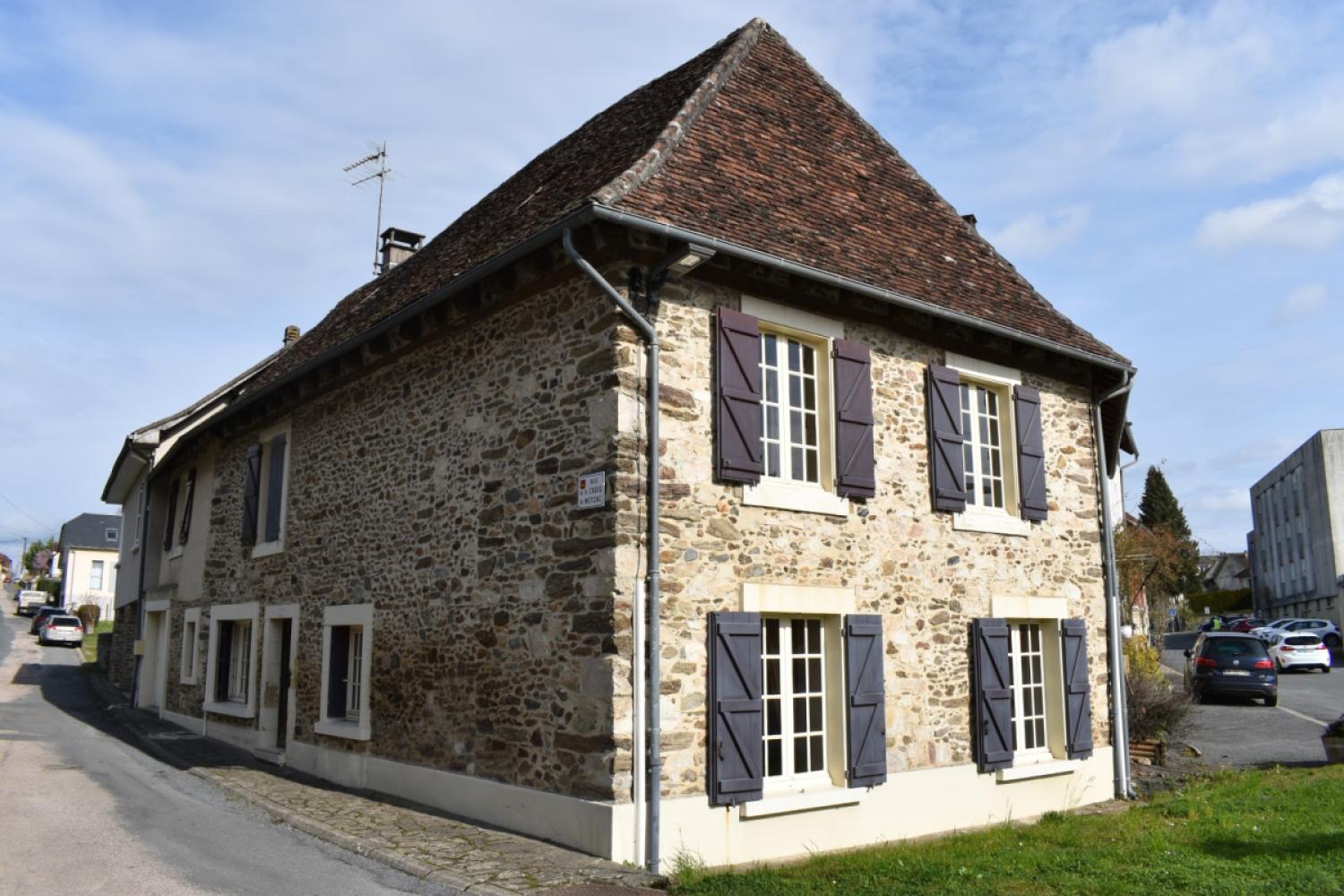 te koop dorpshuis Lubersac Corrèze 1