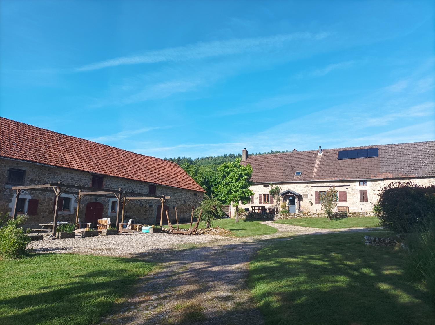 te koop huis met gîte Thil-sur-Arroux Saône-et-Loire 1