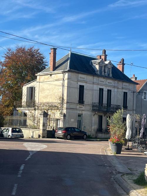 Leuglay Côte-d'Or dorpshuis foto 7385314