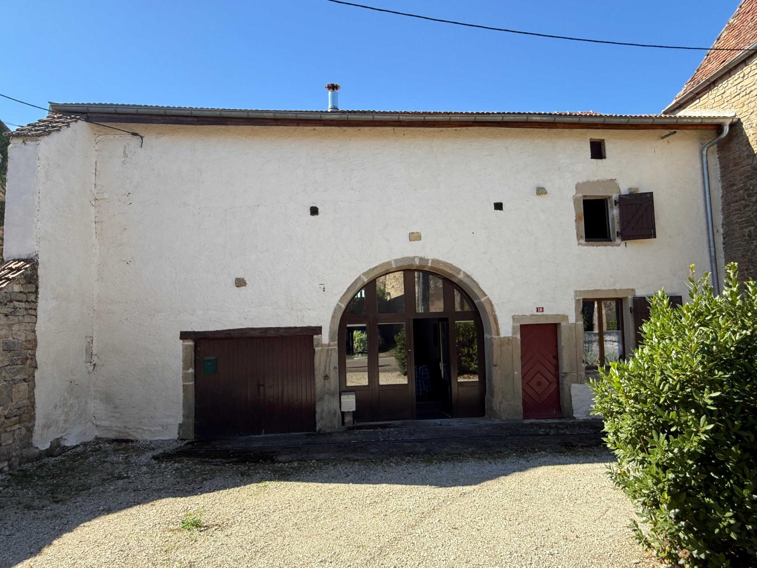 te koop dorpsboerderij Corre Haute-Saône 2
