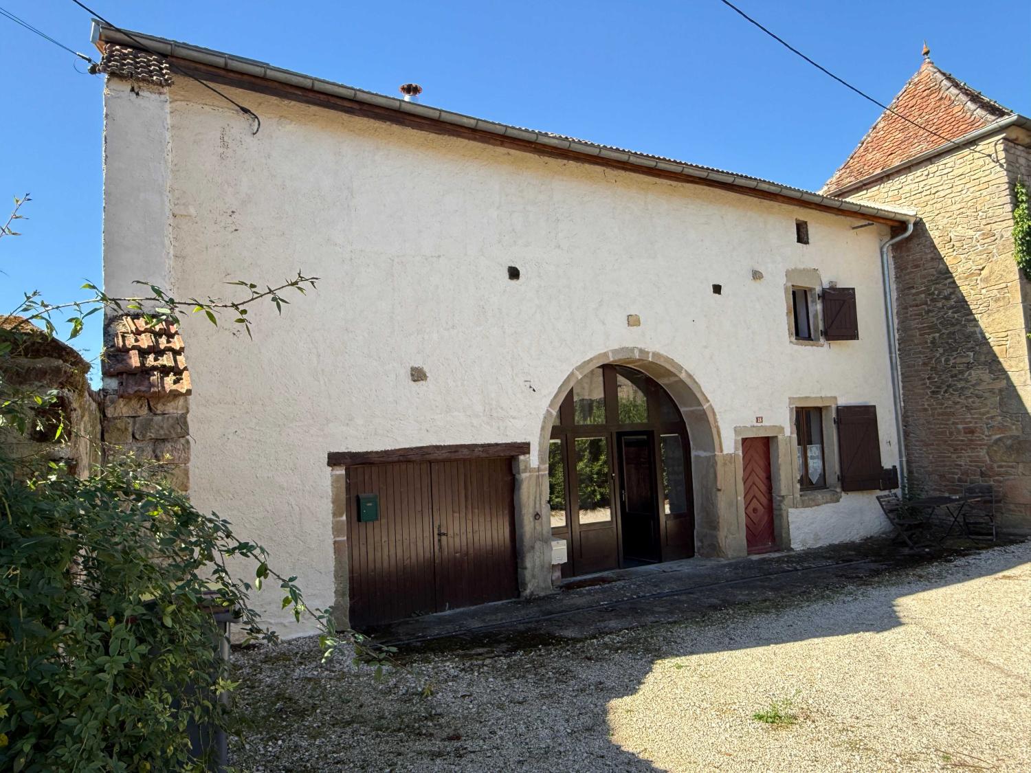 te koop dorpsboerderij Corre Haute-Saône 32