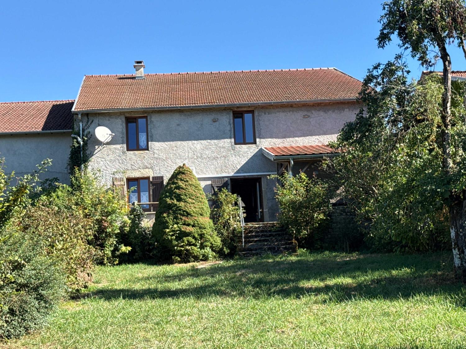 te koop dorpsboerderij Corre Haute-Saône 29
