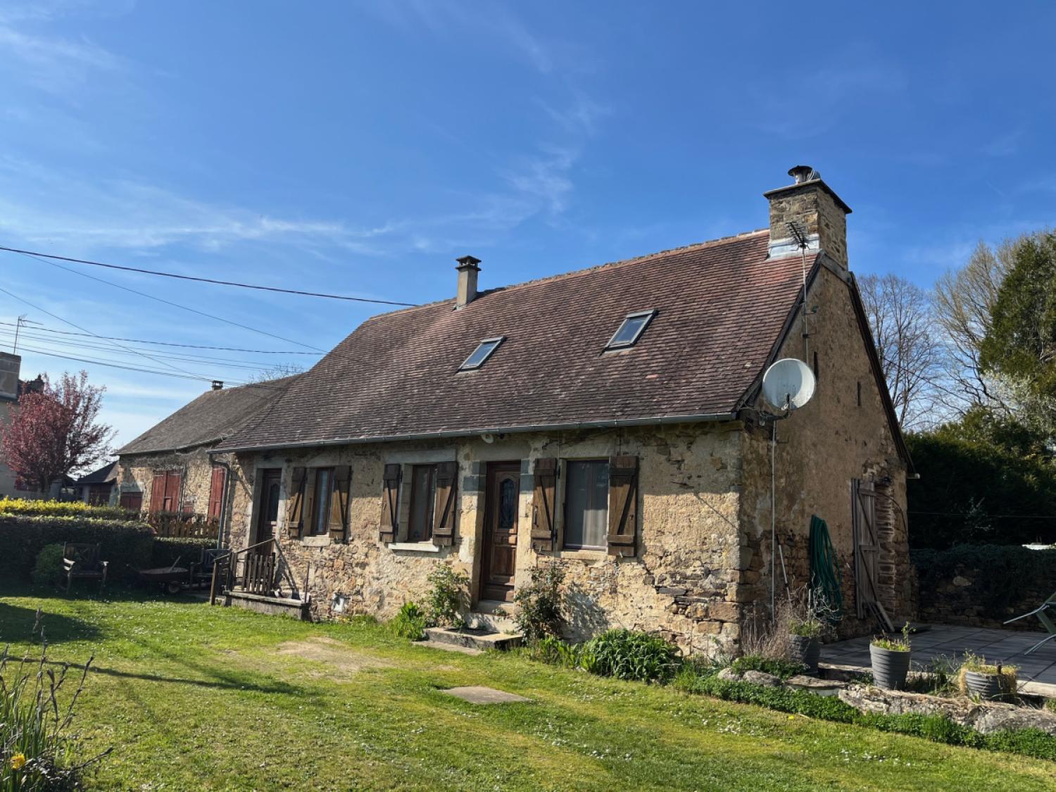 te koop vrijstaand huis Jumilhac-le-Grand Dordogne 15