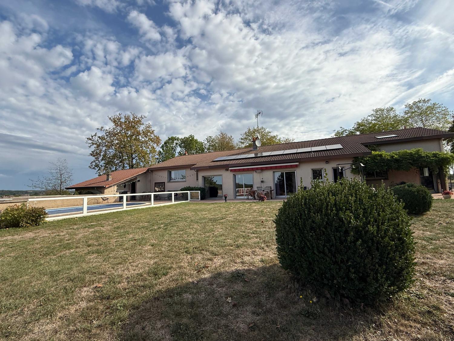  te koop vrijstaand huis Liffol-le-Grand Vogezen 32