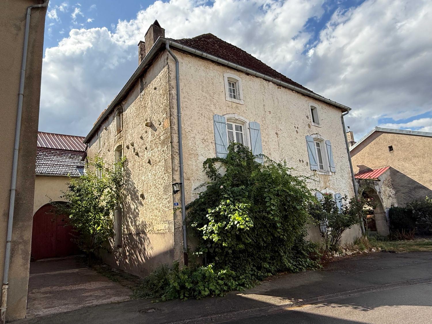  te koop dorpshuis Melay Haute-Marne 2