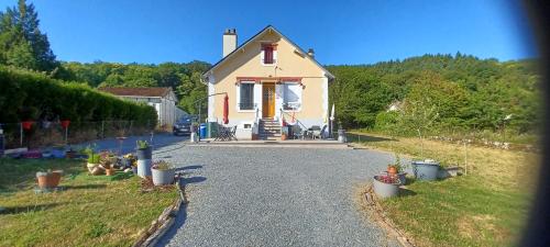 Saint-Sulpice-Laurière Haute-Vienne vrijstaand huis foto 7412235